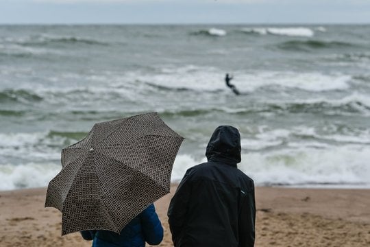 Savaitgalis numatomas lietingas ir vėjuotas: sinoptikai atsakė, ko sulauksime kitą savaitę