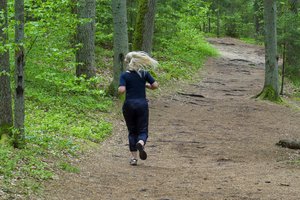 Vilniuje – priekabiautojo išpuoliai prieš merginas ir mergaites: veikėjas aplinkiniams žinomas, bet policijos rankos surištos