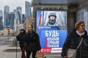 Ką įšaldytas karas Ukrainoje reikštų NATO rytiniam flangui: ekspertai pateikė nerimą keliančius scenarijus