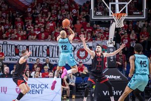 „Wolves“ pareiškė pretenzijas į Vilniaus krepšinio sostą: sugebėjo palaužti LKL čempioną „Rytą“