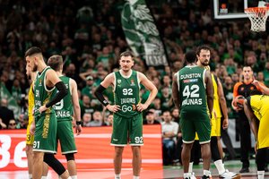 Lietuvos švieslentė: A lygos link pajudėję Jonavos futbolininkai, salės futbolo lyderių dvikova ir estus skriaudę „Dragūno“ rankininkai