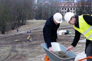 Ant Tauro kalno perskaitytas laiškas ateities kartoms: paskelbta koncertų salės statybų pradžia