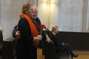 Veikimo prieš Lietuvą byla: teisme – gėlės E. Švenčionienei, papūgėlės čiauškėjimas salėje ir „ilgiausių metų“ advokatui