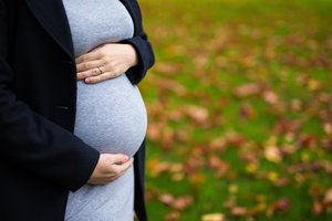 Akušerio ginekologo nuomonė apie cezario pjūvį pagal pageidavimą: atsakomybė, rizikos ir laisvė rinktis