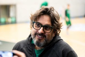 Prieš dvikovą su Eurolygos čempionais A. Trinchieri žvelgė į kitą daržo pusę: „Betvarkė“