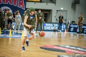 Lietuvos kariuomenės dienos proga NKL lyderiai iš Jurbarko mes iššūkį LKL klubui