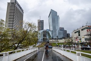 Nagrinėja, kaip palūkanų mažinimas veikia NT kainas: blogiausia jau praeityje