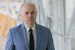 Į susisiekimo ministrus teikiamas E. Sabutis neatmeta idėjos kurti bendrą Infrastruktūros ministeriją