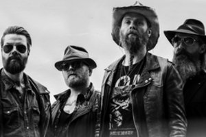 Į Lietuvą grįžta Islandijos metalo žvaigždės „Sólstafir“ su pasunkėjusia programa