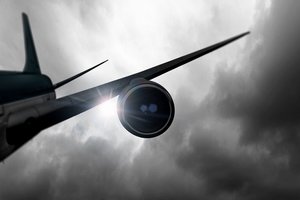 Paskelbė ataskaitą apie NSO: vos nesusidūrė su komerciniu lėktuvu