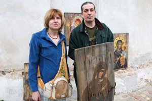 Sutuoktiniai rado neįprastą būdą kovoti prieš rusų invaziją Ukrainoje: būtina pamatyti