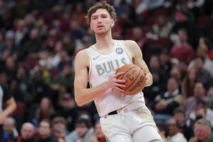 Rezultatyviausias rungtynes sužaidęs M. Buzelis neišgelbėjo „Bulls“ nuo pralaimėjimo