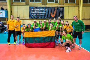 Lietuvos tinklininkių žygis Lenkijoje vainikuotas sidabro medaliais