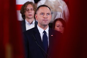 Lenkijos opozicinė partija PiS pasirinko remti nepartinį kandidatą į prezidentus