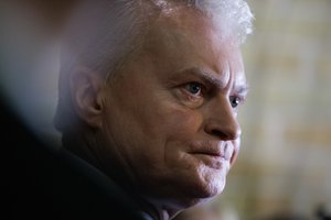 G. Nausėda lankėsi DHL krovininio lėktuvo aviakatastrofos vietoje