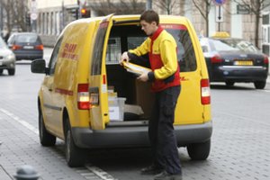 Pirmadienį ne vieną nustebino laiškai iš „DHL Lietuva“: kas juose buvo rašoma ir kodėl juos siuntė