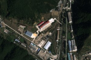 Iš Šiaurės Korėjos – dar viena grėsminga staigmena: nerimą kelia palydovinės nuotraukos