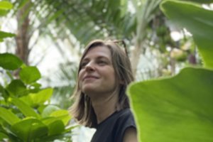 Kino kostiumų dailininkė Monika Vėbraitė: „Dažnai nevertiname, kiek daug apie mus pasako rūbas, kurį nešiojame“