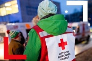 Raudonasis Kryžius: praėjus parai nuo aviakatastrofos paaukota daugiau nei 13 tūkst. eurų