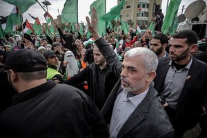 „Hamas“ teigia esanti pasirengusi paliauboms