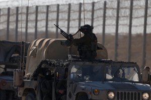 Izraelis praneša apie incidentą įsigaliojus paliauboms su „Hezbollah“