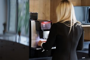 Nuogąstaujant dėl Brazilijos derliaus, kavos kaina pasiekė aukščiausią lygį nuo 1977-ųjų