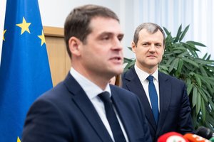 Drama dėl daugumos ir R. Žemaitaičio galėjo baigtis kitaip: prabilo apie apmaudžią G. Palucko klaidą