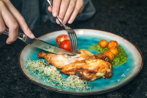 Štai ką reikėtų valgyti, jei norite būti geros nuotaikos ir pamiršti negatyvias emocijas