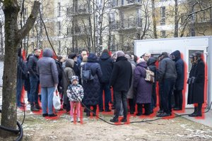 Gaisras sunaikino vilniečių butus ir viltis: po metų – niūrios įkurtuvės Viršuliškėse