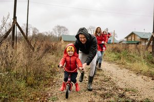 Užauginti savimi pasitikintį vaiką – misija įmanoma: šioje kelionėje tėvai turi nepamiršti ir savo emocinės gerovės