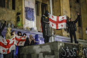 Sakartvelas pranešė, kad per demonstracijas už ES buvo sužeistas 21 policininkas