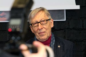 80-metį švenčiantis G. Kuprevičius: „Sunku užsitikrinti sau paminklą, ypač kai ateina kultūros ministras ir jį nugriauna“