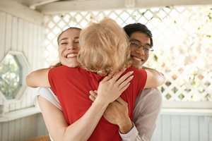 Psichologė apie socialinių ryšių svarbą psichikos sveikatai: pripažinkime, kad mums visiems reikia kitų žmonių