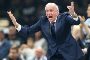 Prieš mačą su „Žalgiriu“ legendinis „Partizan“ treneris Ž. Obradovičius įspėjo visus: „Kad net lapelis nenukristų ant parketo“