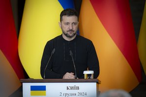Iš V. Zelenskio – niūri žinia: Ukrainos kariuomenei trūksta jėgų susigrąžinti Krymą