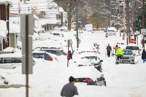 Tai, kas vyksta JAV, sunku įsivaizduoti: žemę užklojo 1,5 metro sniego