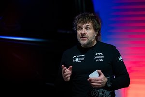 Benediktas Vanagas pristatė savo šturmaną Dakaro raliui