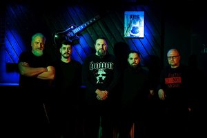 Dviguba roko šventė Kaune: „Mountainside“ gimtadienis ir „Bitter Roots“ albumo pristatymas