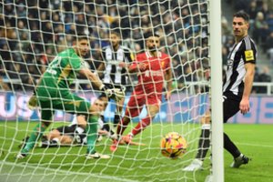 „Liverpool“ netikėtai prarado taškus, tačiau M. Salah pasiekė lygos rekordą