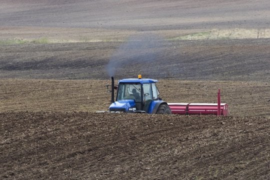 Lietuvoje smarkiai sumažėjus investicijoms į žemės ūkį – žvilgsniai į rusišką rinką