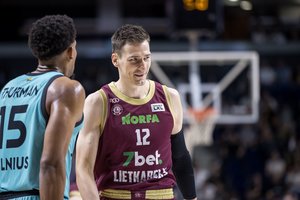 Iš banko – į „Lietkabelio“ simbolį: knygos verta G. Maldūno istorija, pavertusi jį geležiniu žmogumi