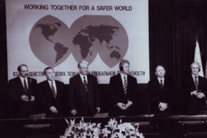 Prieš 30 metų Ukraina iškeitė branduolinius ginklus į „saugumo garantijas“ – sprendimas Kyjivą persekioja iki šiol