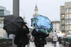 Rusijos ekonomika rodo lėtėjimo požymius, perspėja vieno didžiausių bankų vadovas
