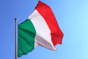 Italija prisijungė prie kitų Europos šalių, sustabdžiusių sirų prieglobsčio prašymų priėmimą