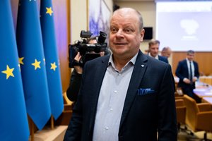 S. Skvernelis pasveikino pareigas pradėjusią eiti Bulgarijos parlamento pirmininkę N. Vasilevą Kiselovą
