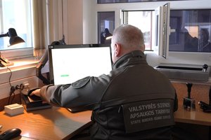 Vairuotoju Lietuvoje dirbantis baltarusis naudojosi, įtariama, klastotu pažymėjimu