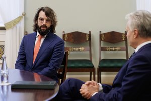 G. Nausėda su kandidatu į aplinkos ministrus P. Poderskiu kalbėjo apie galimą interesų konfliktą