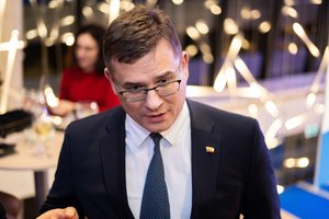 L. Kasčiūnas: privalome pradėti diskusijas dėl pasitraukimo iš priešpėstines minas draudžiančios Otavos konvencijos