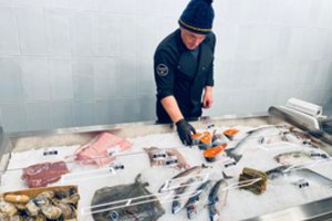 Nuo sūdytos iki marinuotos – kokią silkę pasirinkti šventiniam stalui?