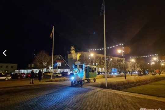 Pribloškė pasivažinėjimo kalėdiniu traukinuku kaina: už kelis šimtus metrų suplojo 15 eurų